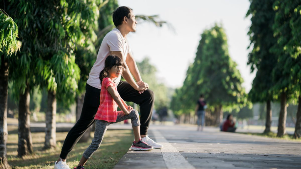 Olahraga untuk Semua Usia: Manfaat dan Jenis Latihan yang Tepat untuk Setiap Tahap Kehidupan